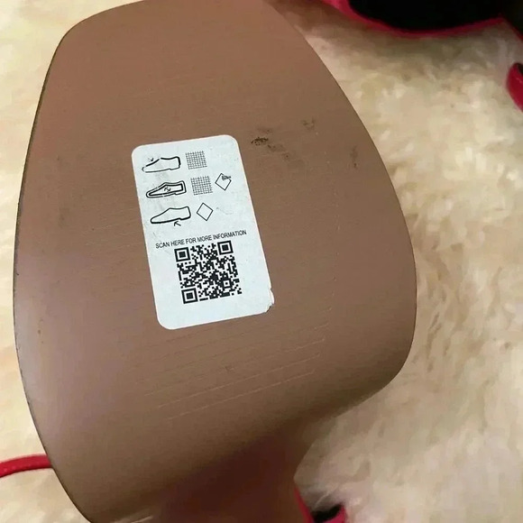 Steve Madden Pink Platform Heels - Picture 4 of 7